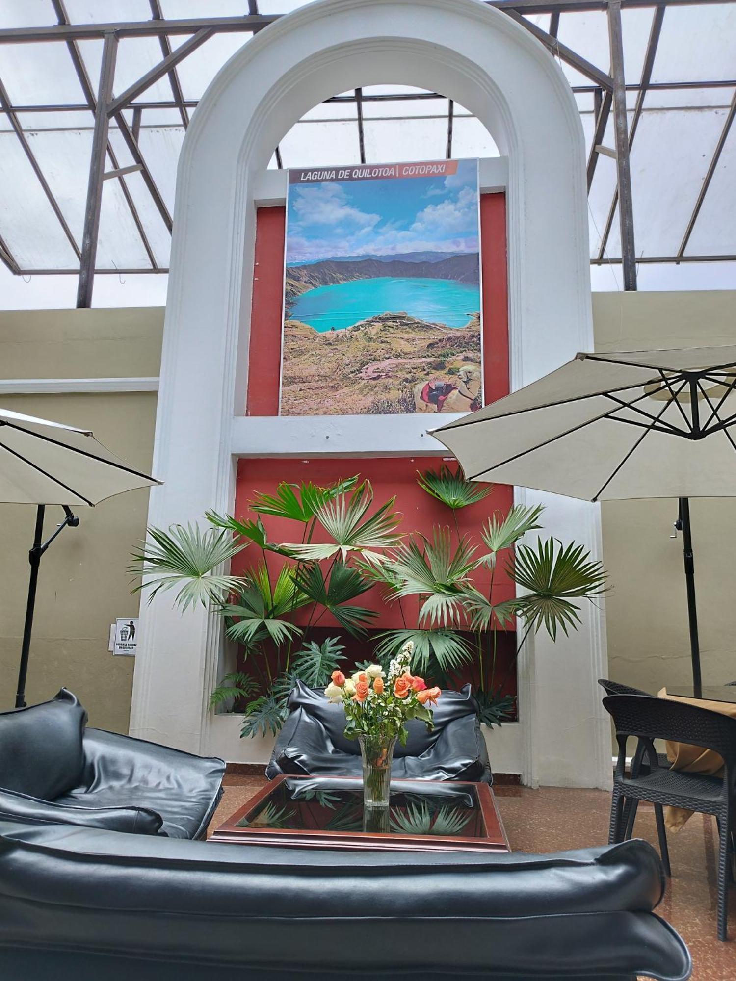 Hotel Puerta Del Sol Santo Domingo de los Colorados Eksteriør bilde